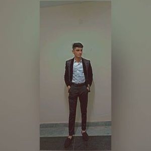 Meet your Posher, Aliyyan